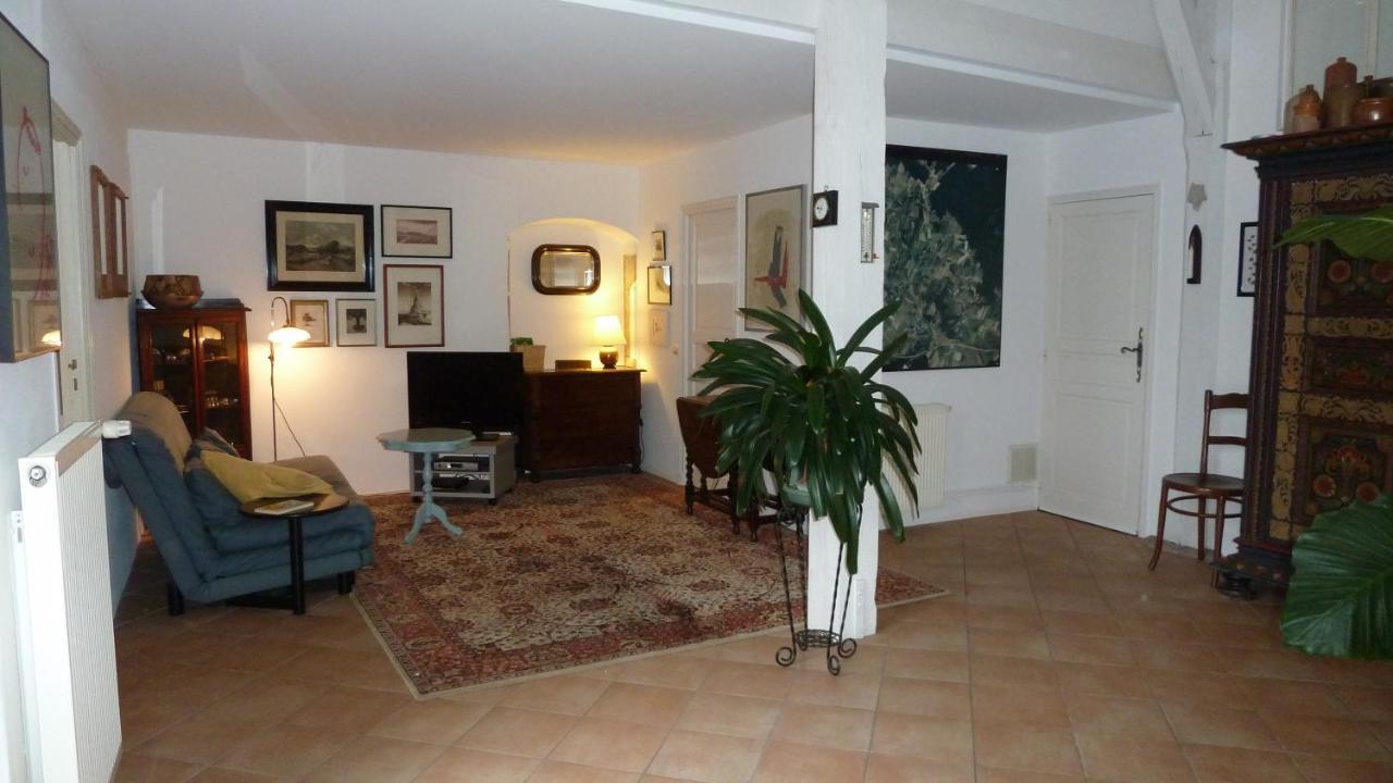 Appartement Pres De Dole Menotey Dış mekan fotoğraf